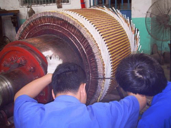西瑪電機技術(shù)人員為您指出電機修理過程中的一些不良行為。 西瑪電機技術(shù)人員為您指出電機修理過程中的一些不良行為。