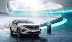 換擋如何不頓挫？榮威YE2電機RX5 eMAX先進電控換擋技術(shù)，