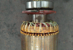 YE2電機西安電機廠技術(shù)員關(guān)于高壓電機端部捆扎的重要性分析。
